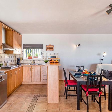 Pet Friendly Home In Velilla-Taramay With Kitchen Exterior foto